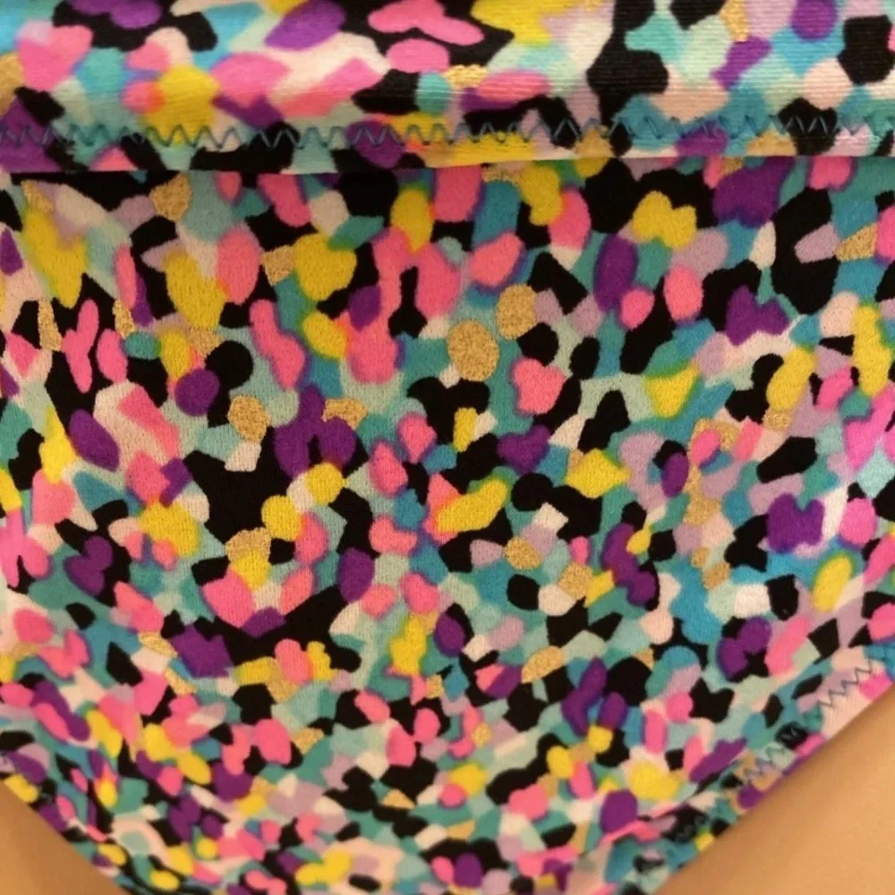 Victoria’s Secret & Old Navy top made